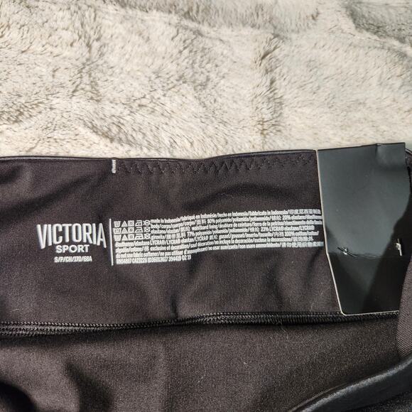 NWT Victoria's Secret Sport Black Shiny Vegan Faux Leather Bike Shorts Size S - Picture 3 of 5